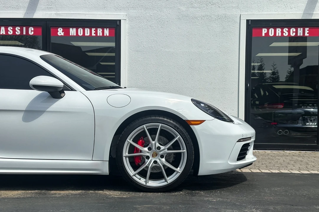 2018 Porsche 718 Cayman - Image 12 of 31