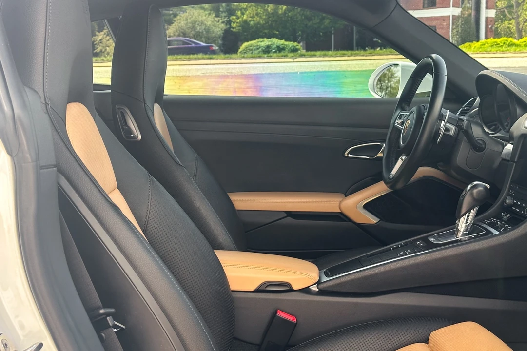2018 Porsche 718 Cayman - Image 27 of 31