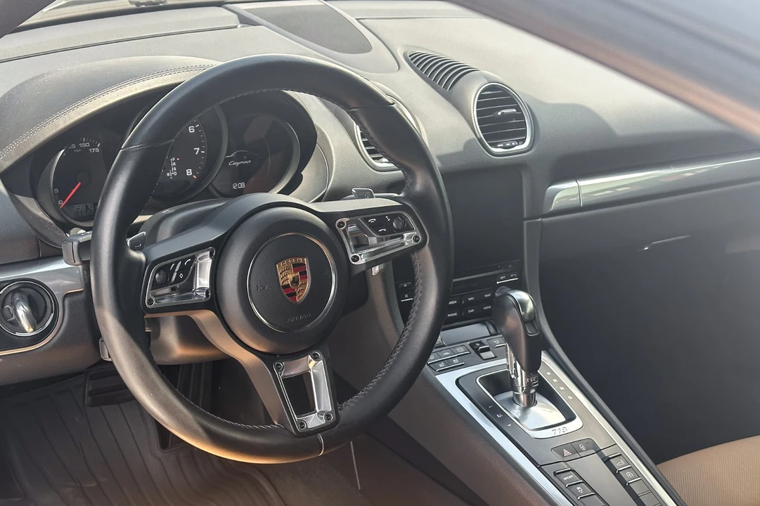 2018 Porsche 718 Cayman - Image 22 of 31