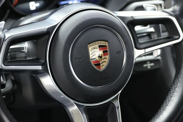 2018 Porsche 718 Cayman - Image 27 of 31