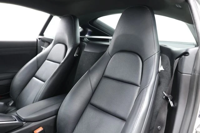 2018 Porsche 718 Cayman - Image 18 of 31