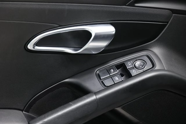 2018 Porsche 718 Cayman - Image 11 of 31