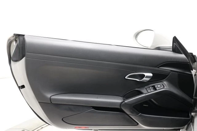 2018 Porsche 718 Cayman - Image 10 of 31