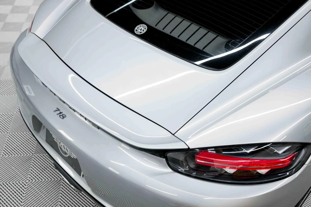 2018 Porsche 718 Cayman - Image 30 of 31