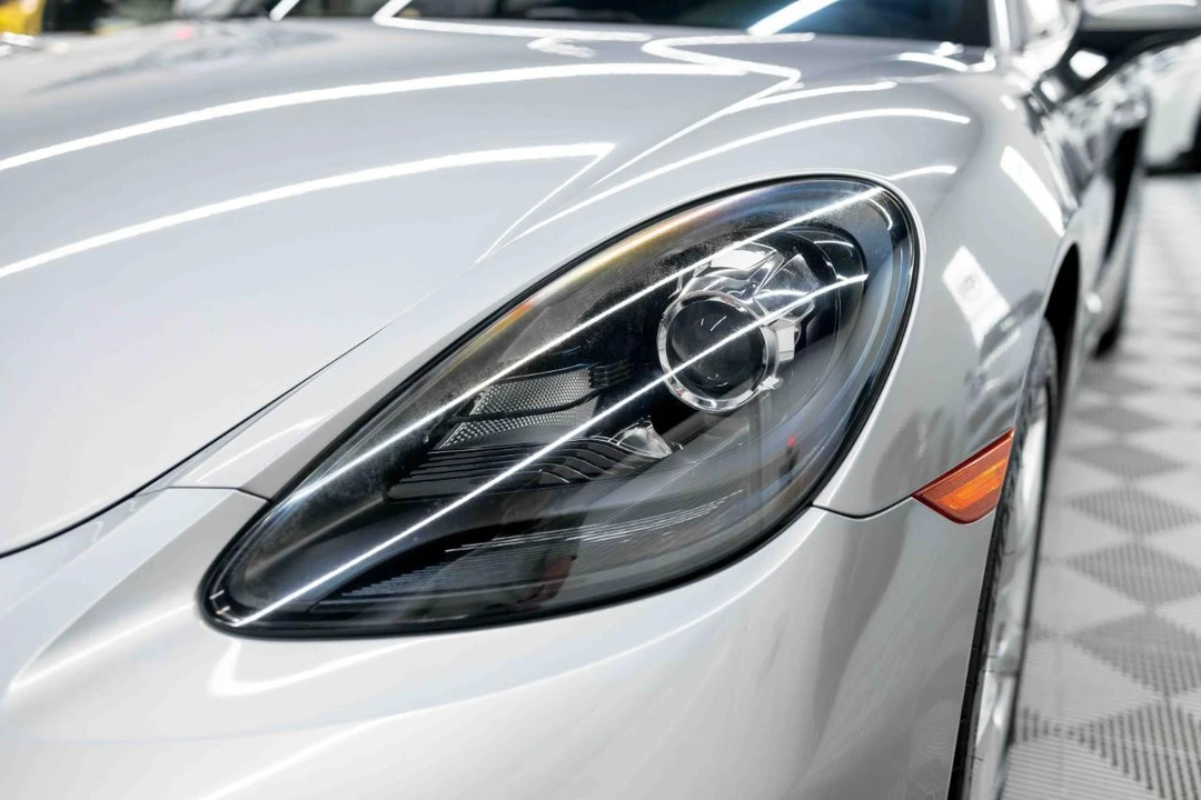 2018 Porsche 718 Cayman - Image 12 of 31