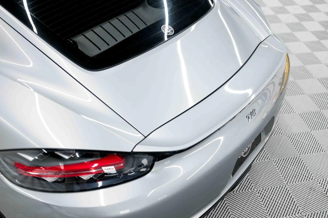 2018 Porsche 718 Cayman - Image 29 of 31
