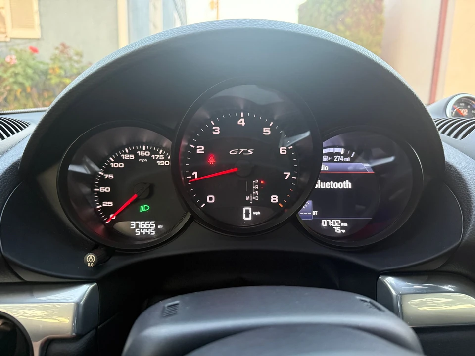 2018 Porsche 718 Cayman - Image 10 of 28