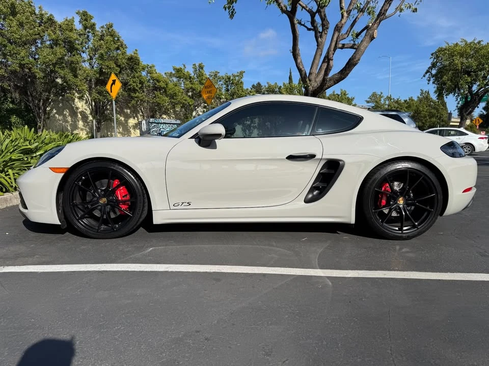 2018 Porsche 718 Cayman GTS - Image 12 of 13