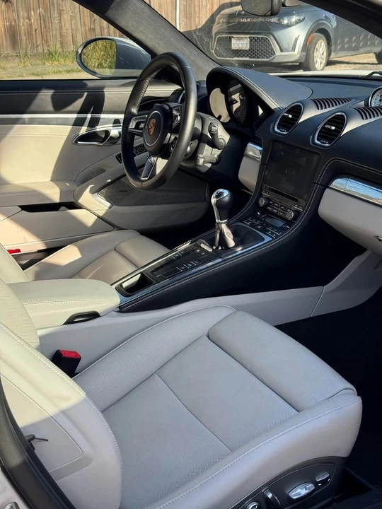 2018 Porsche 718 Cayman GTS - Image 7 of 13