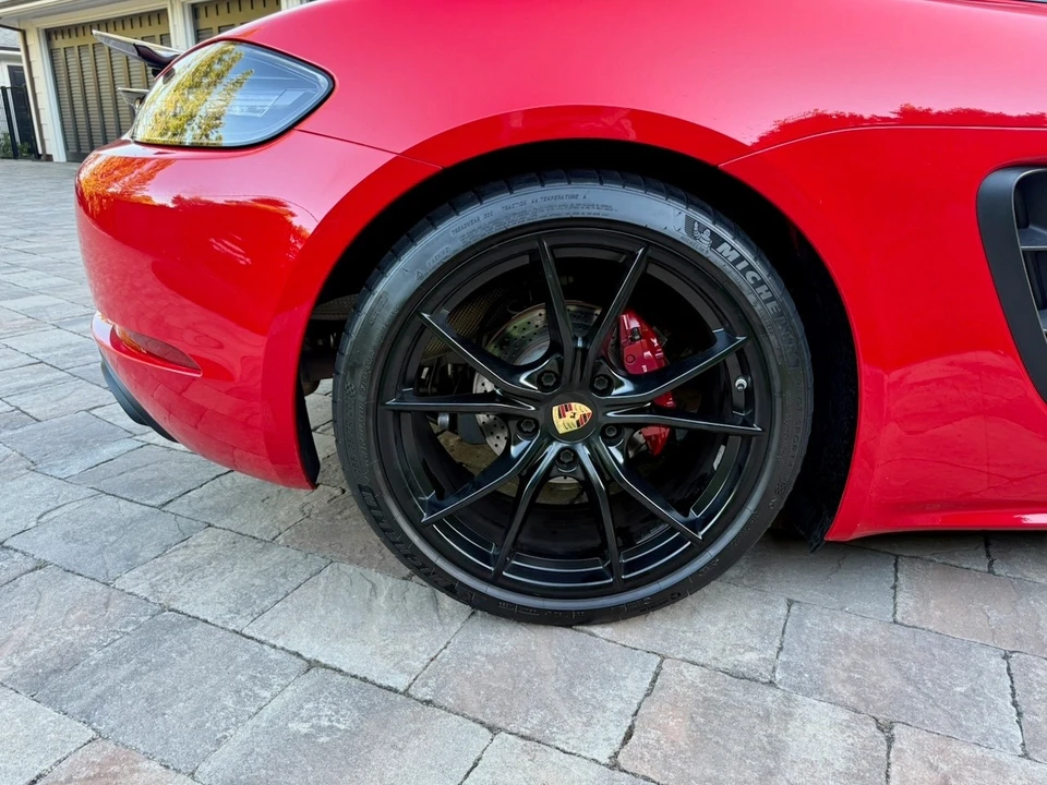 2018 Porsche 718 Cayman GTS - Image 18 of 26