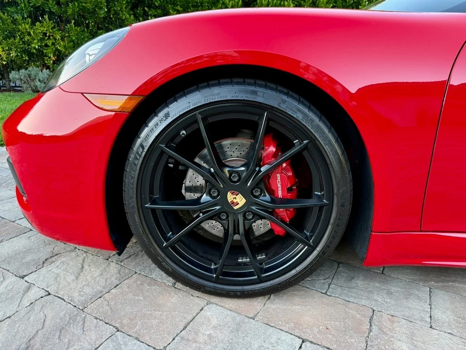 2018 Porsche 718 Cayman GTS - Image 20 of 26