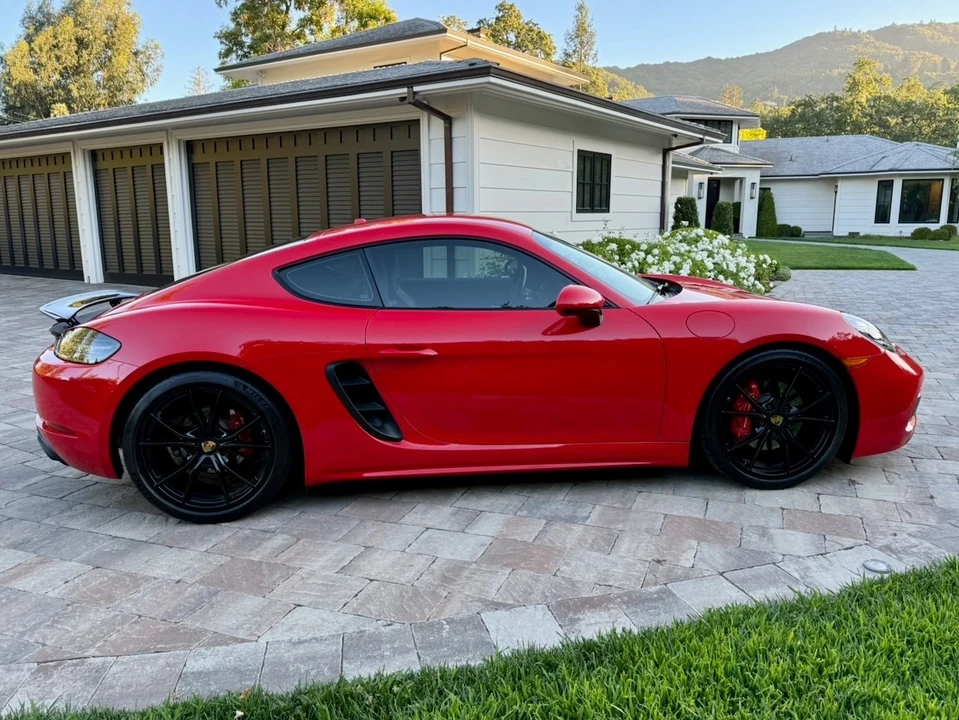 2018 Porsche 718 Cayman GTS - Image 6 of 26