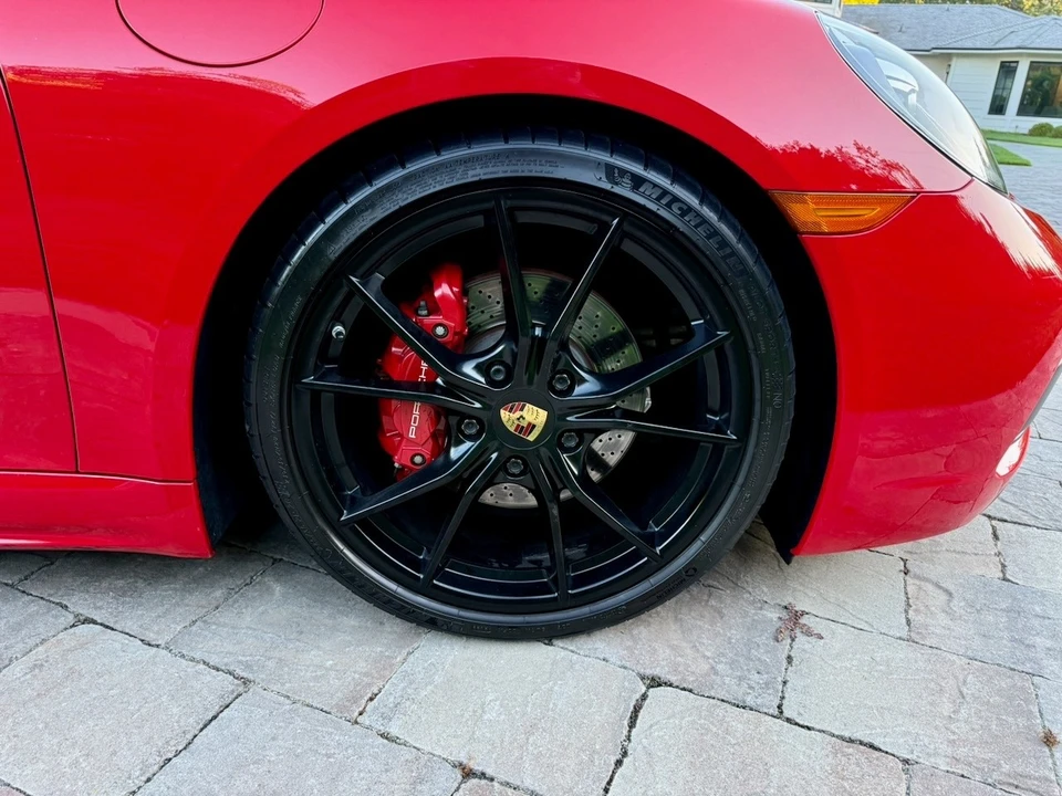 2018 Porsche 718 Cayman GTS - Image 19 of 26