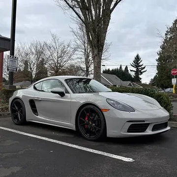 2018 Porsche Cayman S