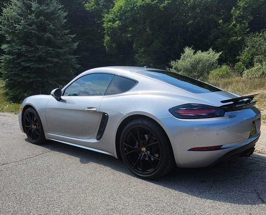 2018 Porsche 718 Cayman S - Image 16 of 31