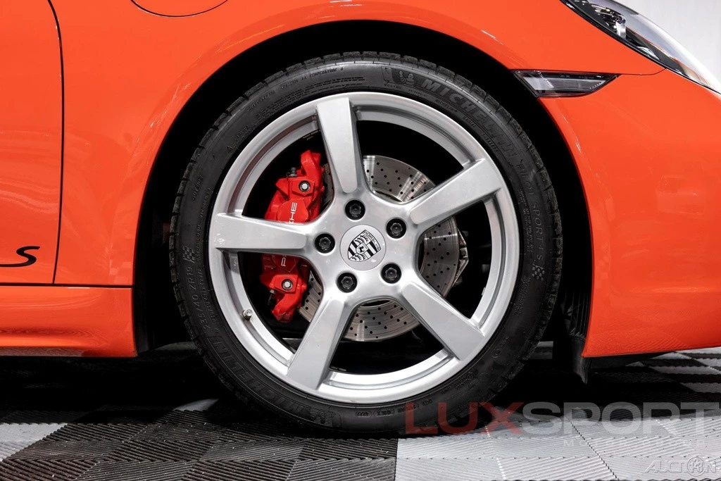 2018 Porsche 718 Cayman S - Image 10 of 24