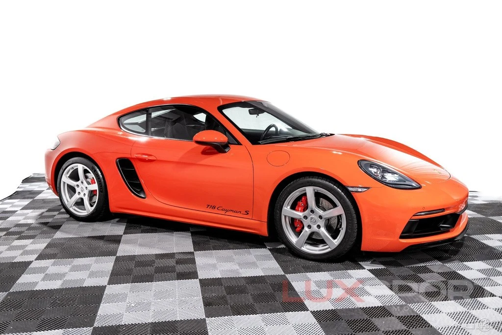 2018 Porsche 718 Cayman S - Image 2 of 24
