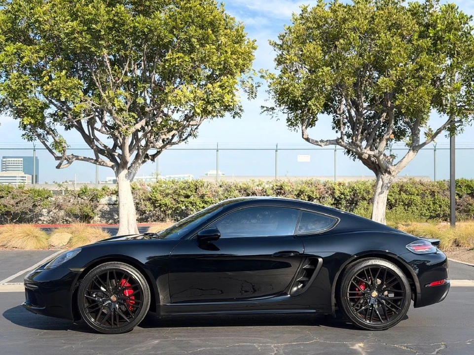 2018 Porsche 718 Cayman S - Image 8 of 25