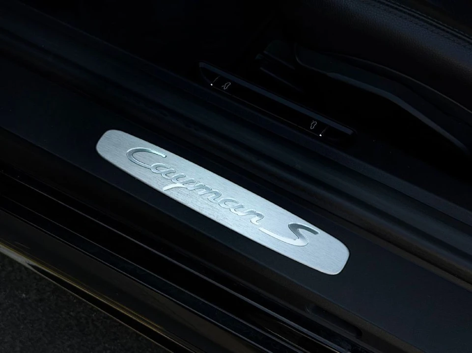 2018 Porsche 718 Cayman S - Image 13 of 25