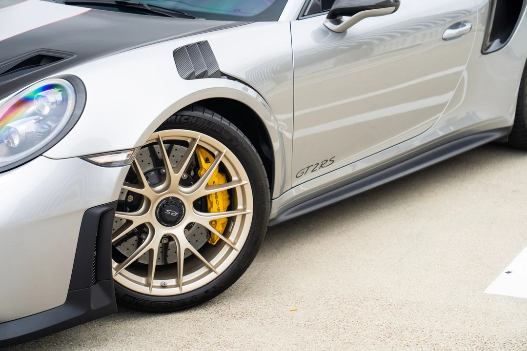 2018 Porsche 991 GT2 RS - Image 6 of 31