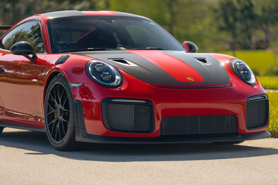 2018 Porsche 991 GT2 RS - Image 2 of 31