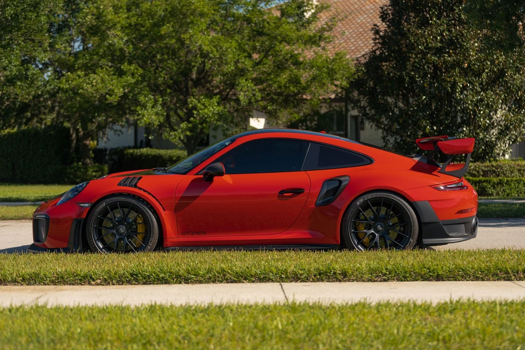 2018 Porsche 991 GT2 RS - Image 5 of 31
