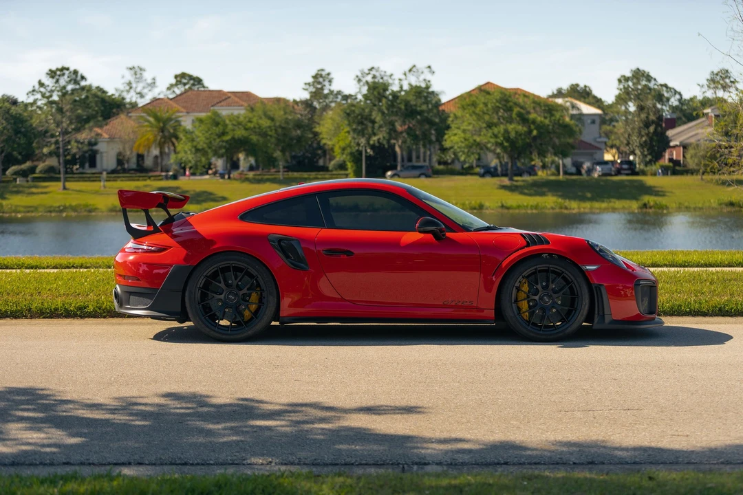 2018 Porsche 991 GT2 RS - Image 10 of 31