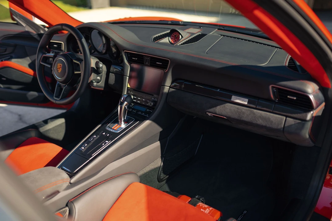2018 Porsche 991 GT2 RS - Image 27 of 31