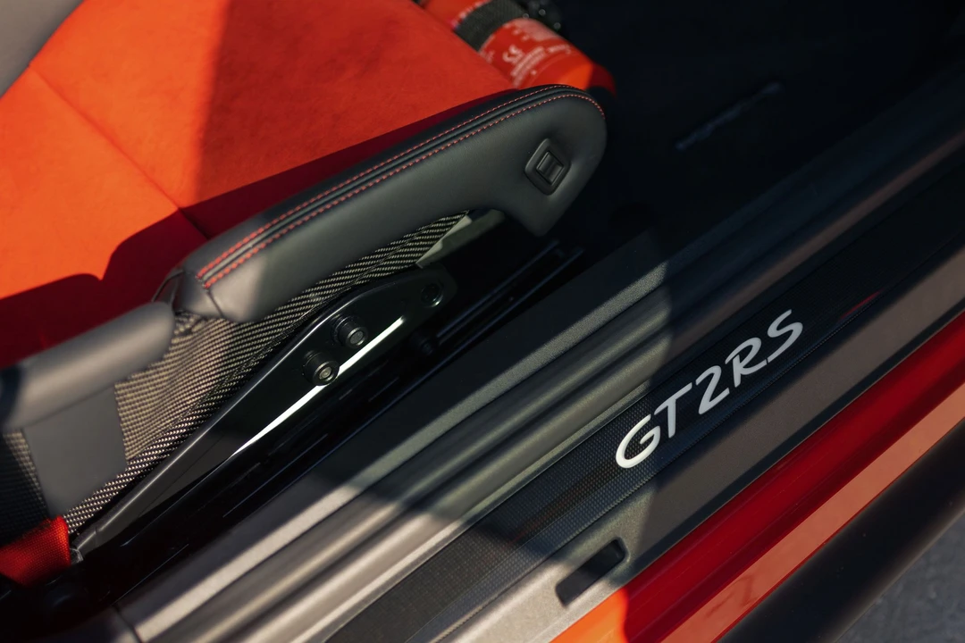 2018 Porsche 991 GT2 RS - Image 29 of 31