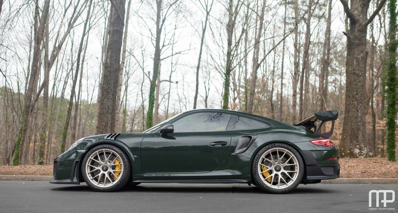 2018 Porsche 991 GT2 RS - Image 11 of 31