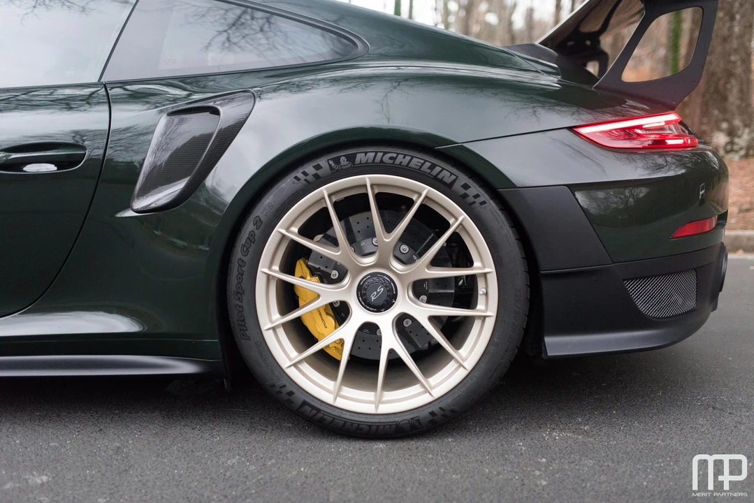 2018 Porsche 991 GT2 RS - Image 13 of 31