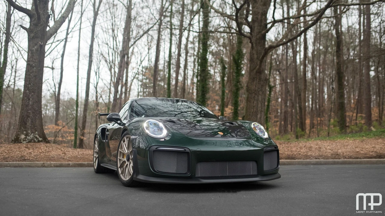 2018 Porsche 991 GT2 RS - Image 2 of 31