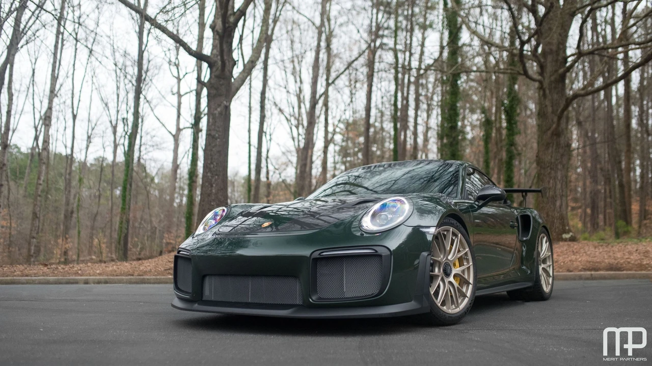 2018 Porsche 991 GT2 RS - Image 5 of 31