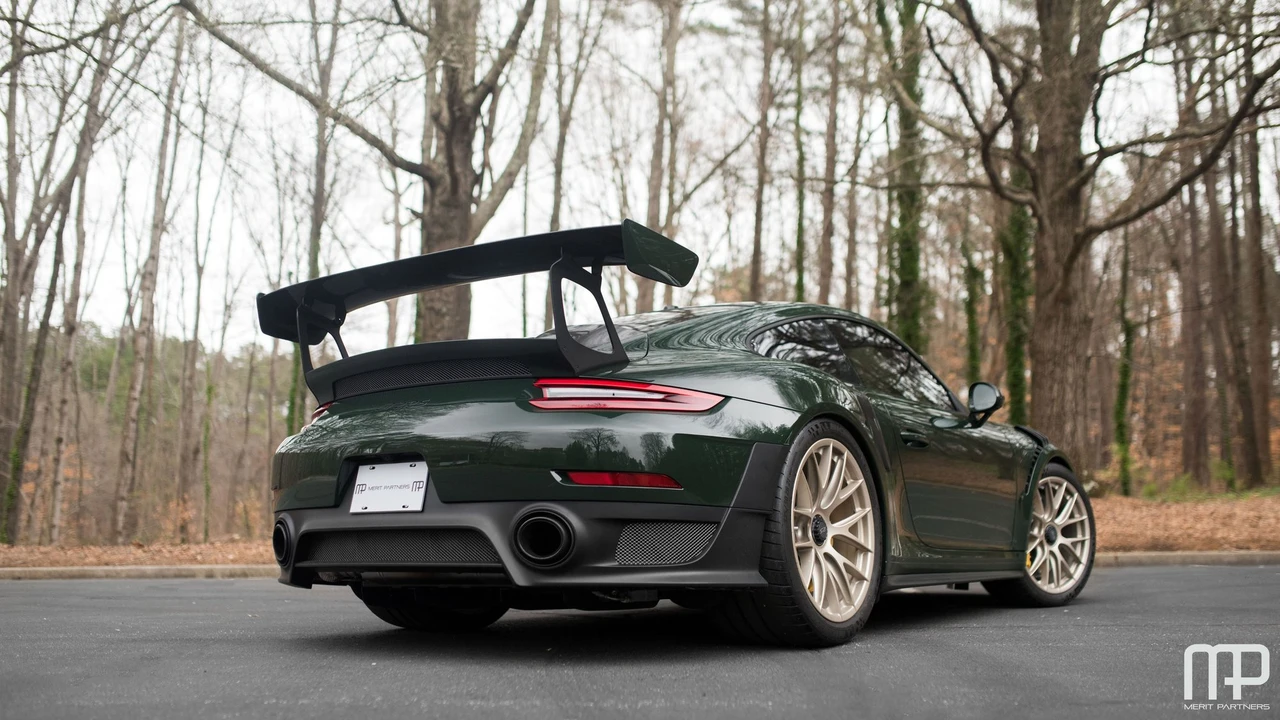 2018 Porsche 991 GT2 RS - Image 16 of 31