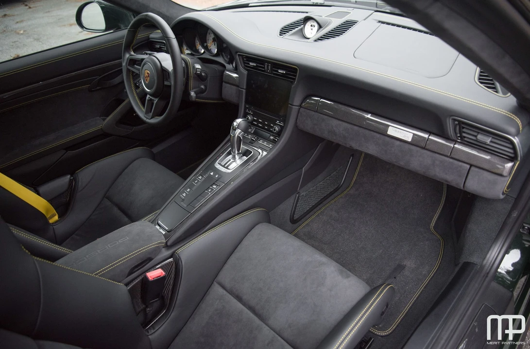 2018 Porsche 991 GT2 RS - Image 26 of 31
