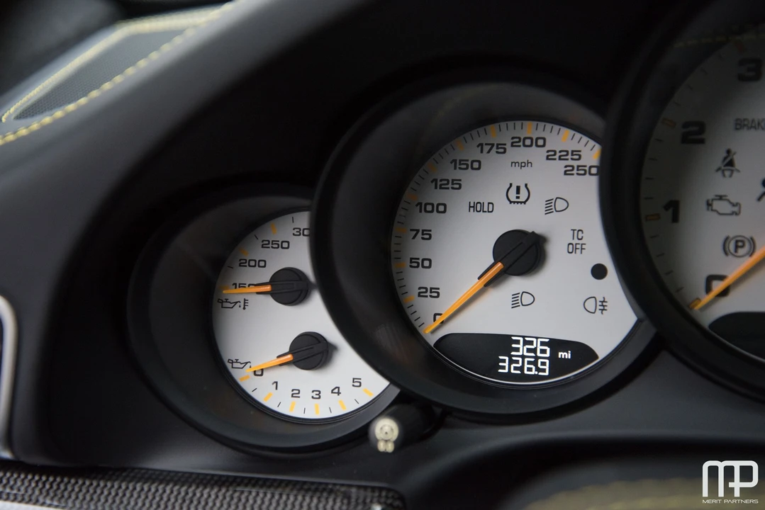 2018 Porsche 991 GT2 RS - Image 25 of 31