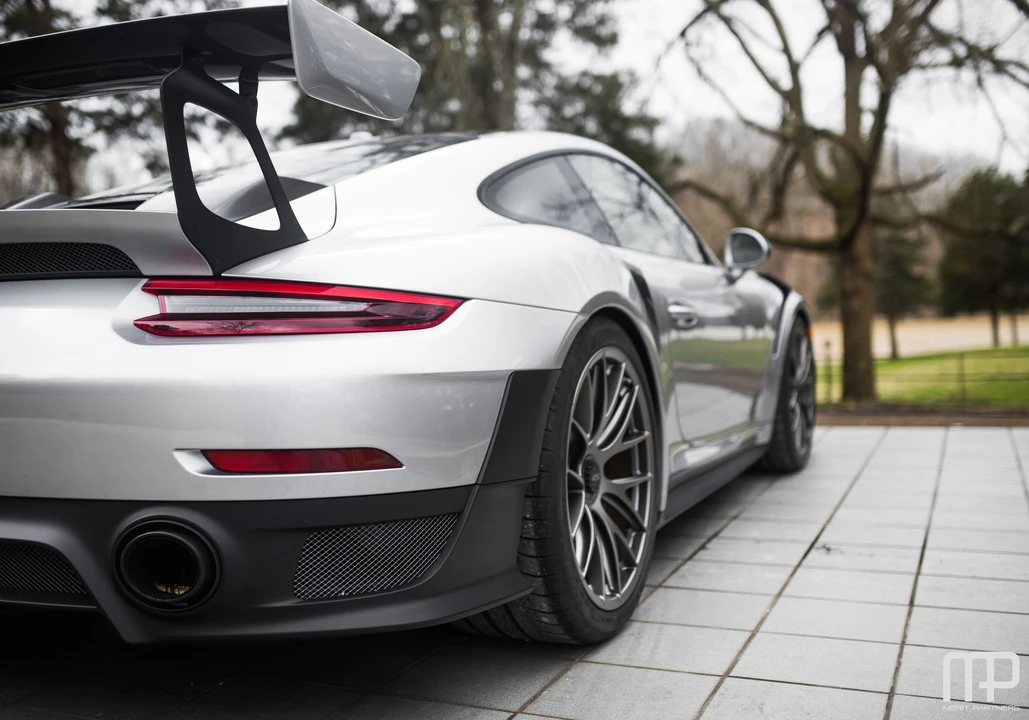 2018 Porsche 991 GT2 RS - Image 14 of 31