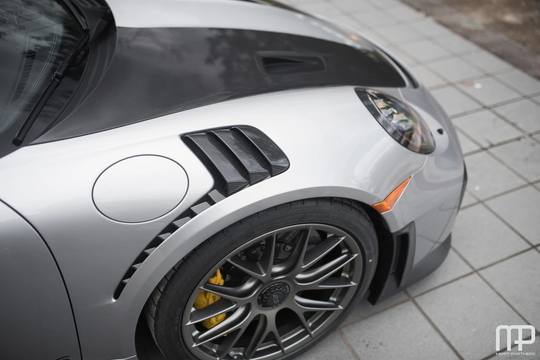 2018 Porsche 991 GT2 RS - Image 19 of 31