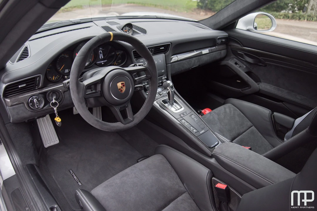 2018 Porsche 991 GT2 RS - Image 21 of 31