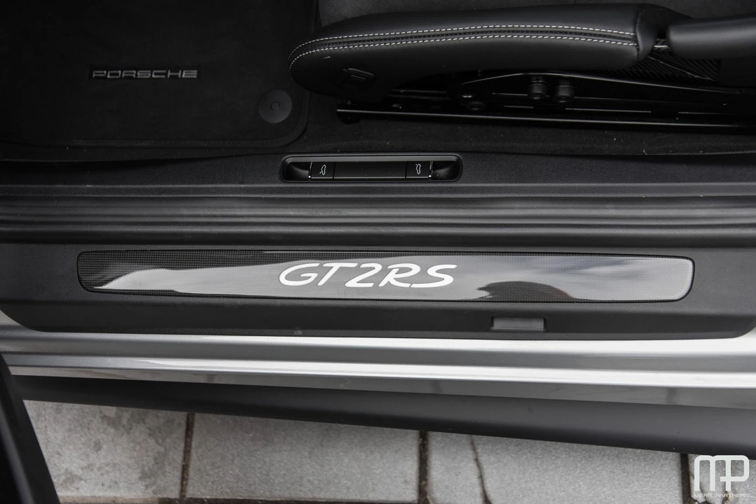 2018 Porsche 991 GT2 RS - Image 28 of 31