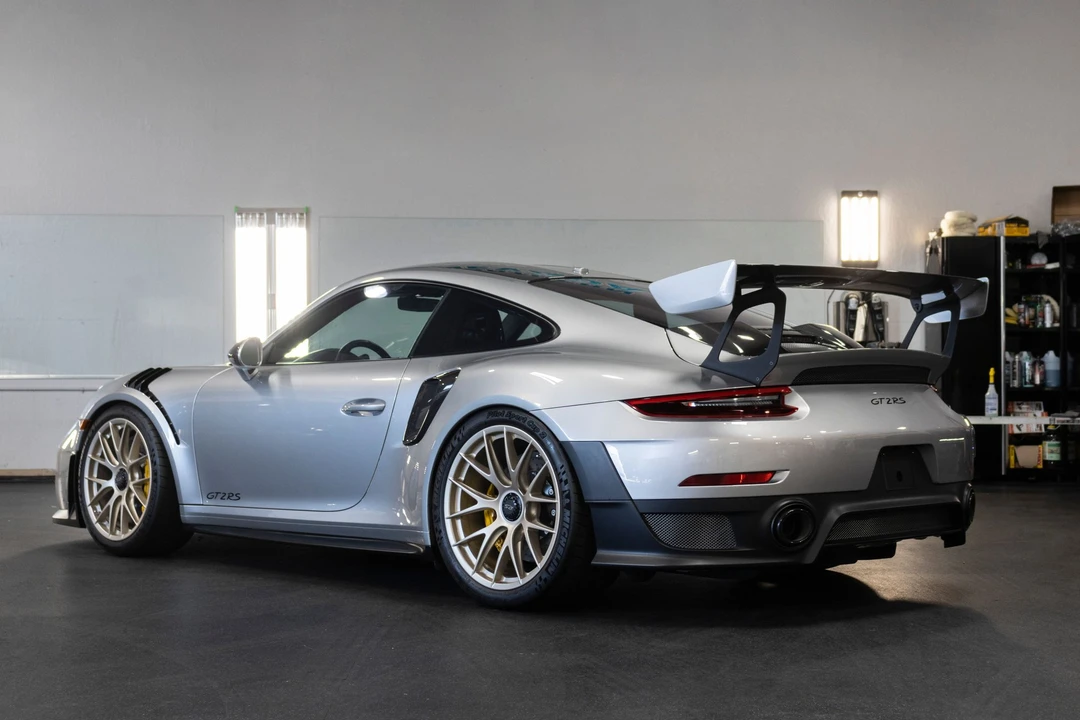 2018 Porsche 991 GT2 RS - Image 5 of 31