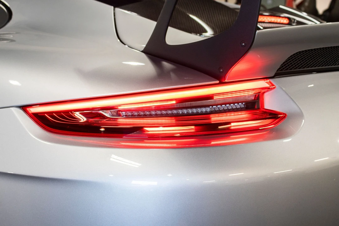 2018 Porsche 991 GT2 RS - Image 23 of 31