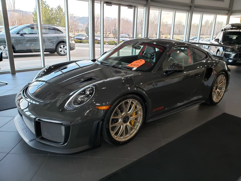 2018 Porsche 991 GT2 RS - Image 2 of 31