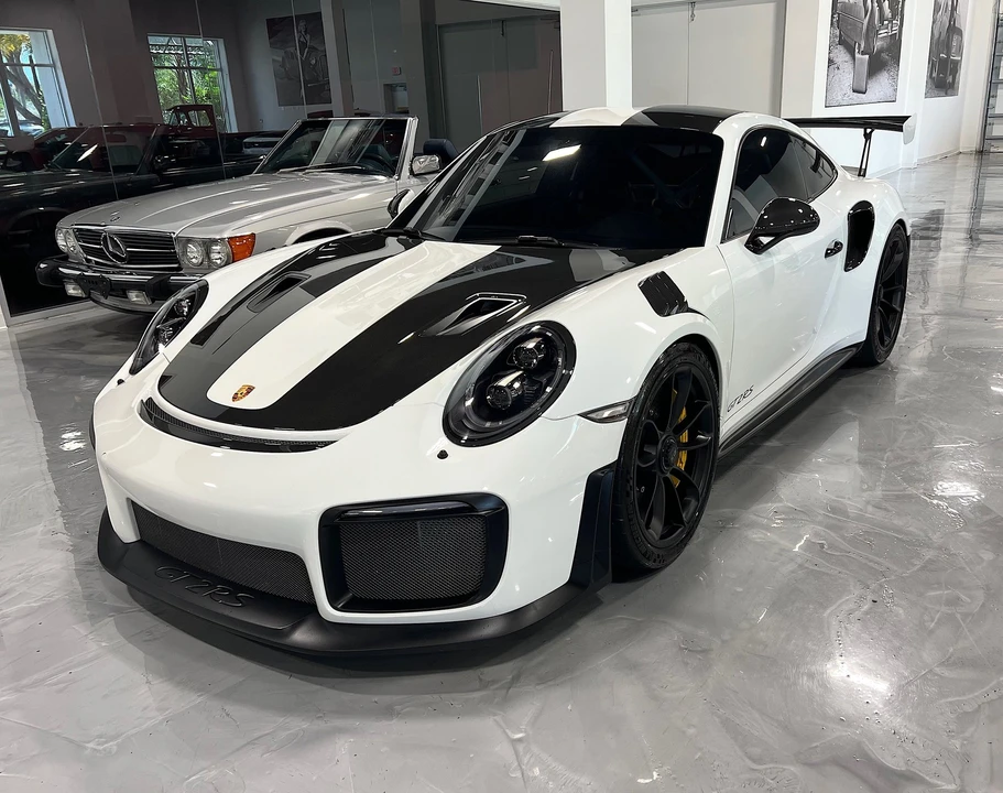 2018 Porsche 991 GT2 RS - Image 3 of 18