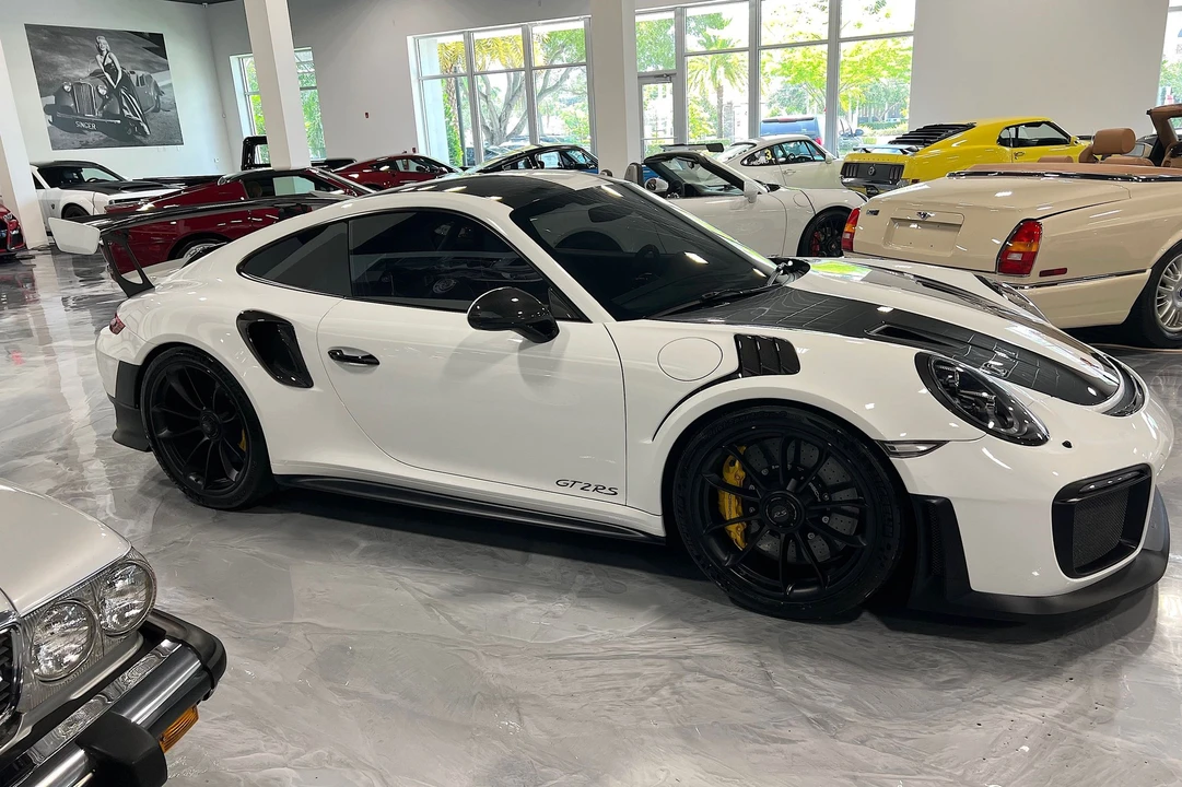 2018 Porsche 991 GT2 RS - Image 8 of 18