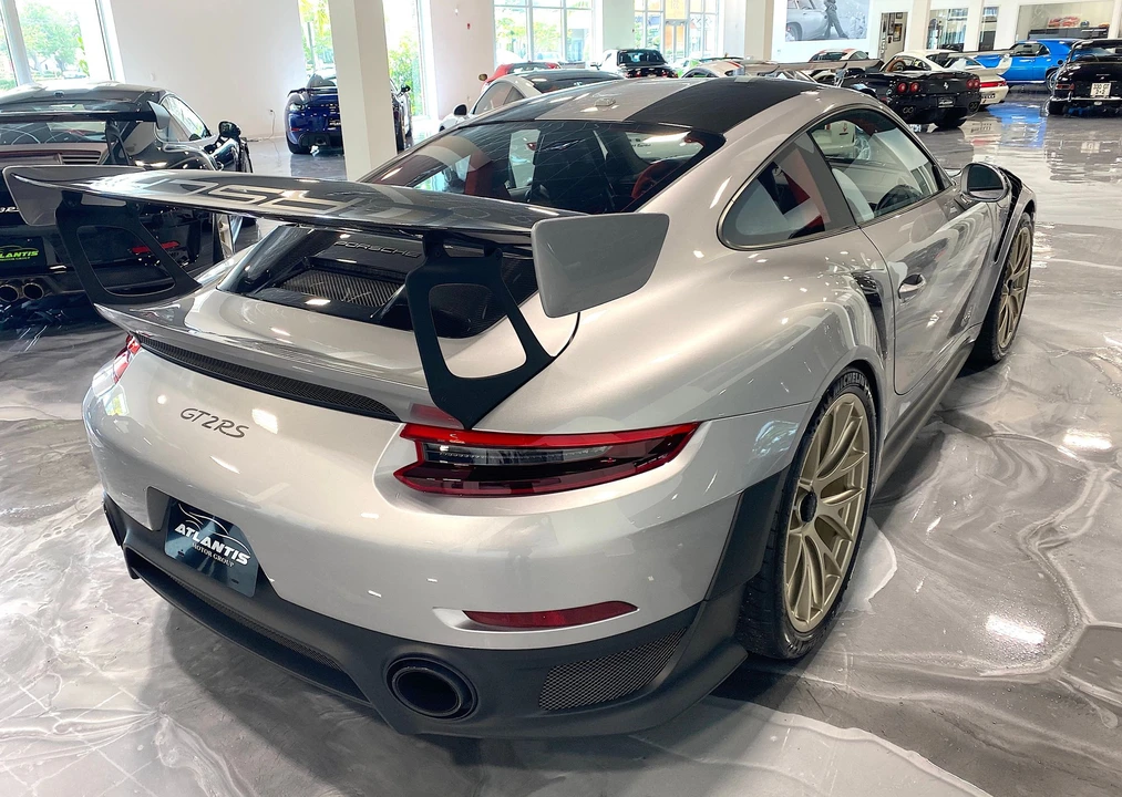2018 Porsche 991 GT2 RS - Image 5 of 12