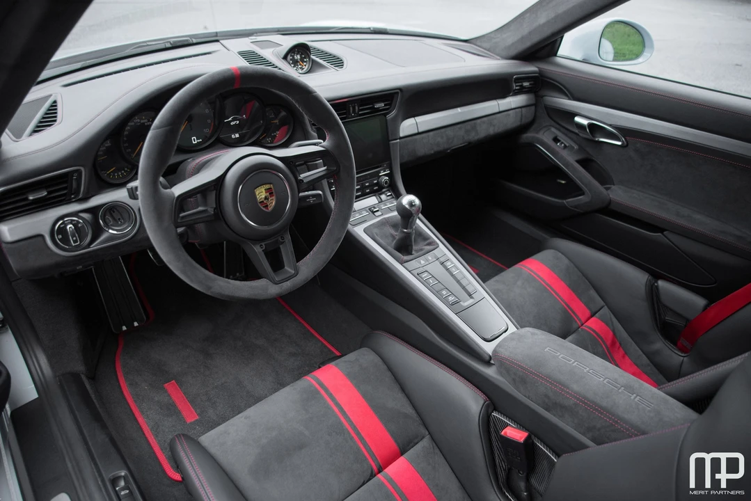 2018 Porsche 991 GT3 - Image 24 of 31