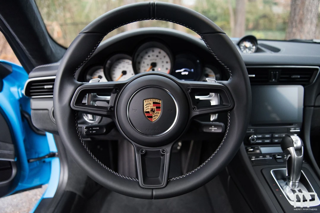 2018 Porsche 991 GT3 - Image 17 of 31