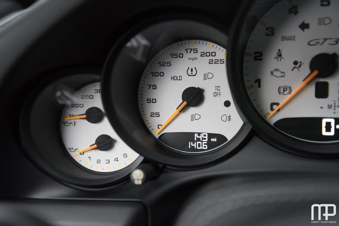 2018 Porsche 991 GT3 - Image 18 of 31