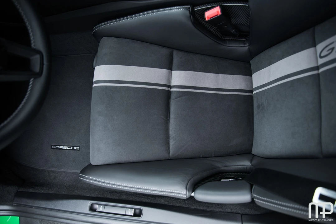2018 Porsche 991 GT3 - Image 26 of 31
